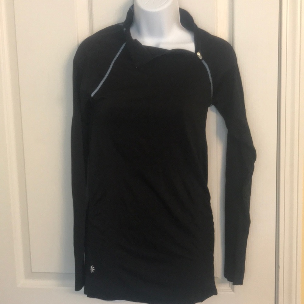 Athleta 1/4 zip long sleeve top